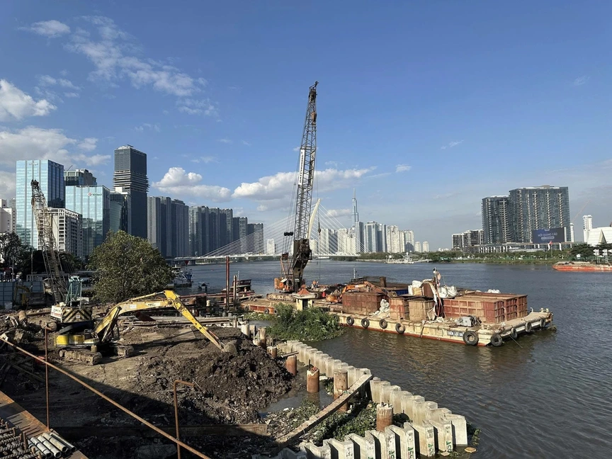 Cầu đi bộ nghìn tỷ bắc qua dòng sông biểu tượng: Kiến trúc độc đáo nhất thế giới tại Việt Nam, biểu tượng mới của siêu đô thị giàu có- Ảnh 1.