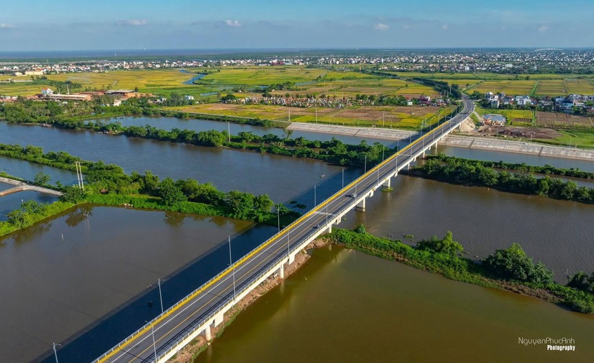Mãn nhãn khi tuyến đường ven biển gần 5.000 tỷ thành hình: Trục chiến lược đi qua 5 tỉnh thành của Việt Nam- Ảnh 6.