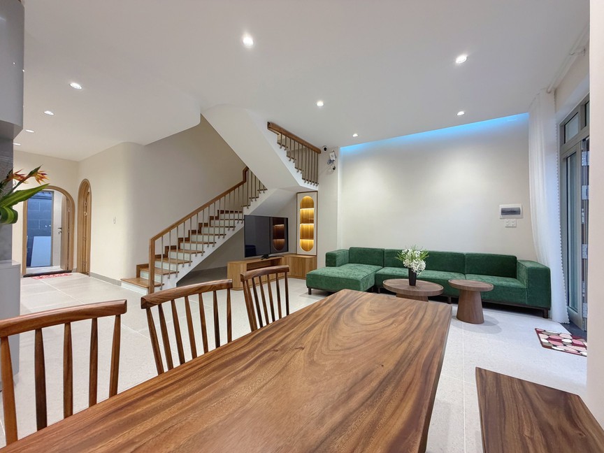 Sống trọn trong căn nhà tối giản hơn 180m2 giữa lòng phố, chi phí chỉ mất hơn 1,7 tỷ đồng- Ảnh 4.