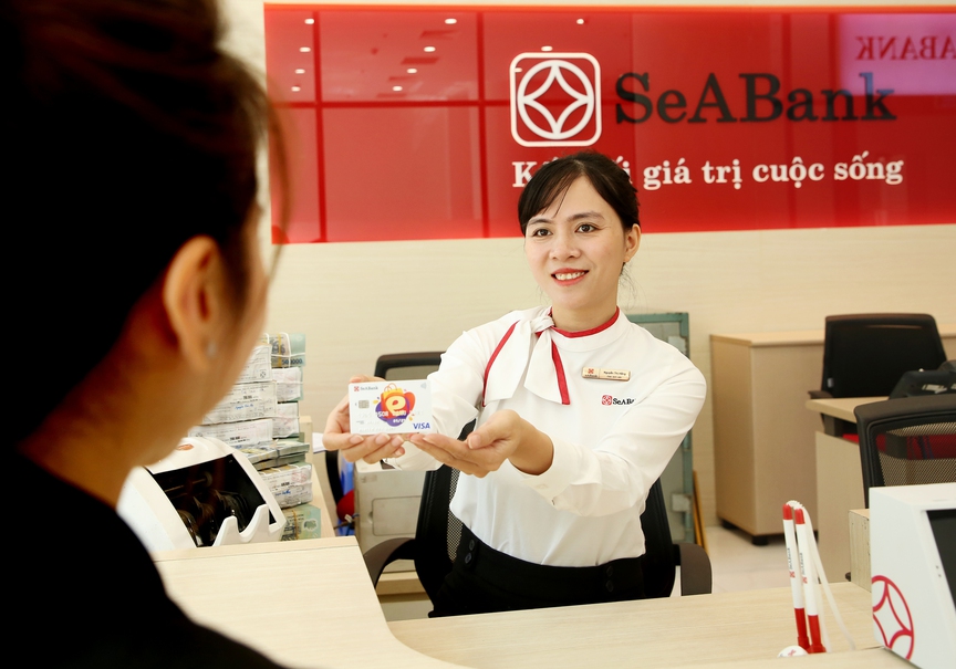 Ngân hàng đẩy mạnh kích cầu tiêu dùng dịp Tết Bính Ngọ 2026 bằng ưu đãi thẻ tín dụng- Ảnh 2.