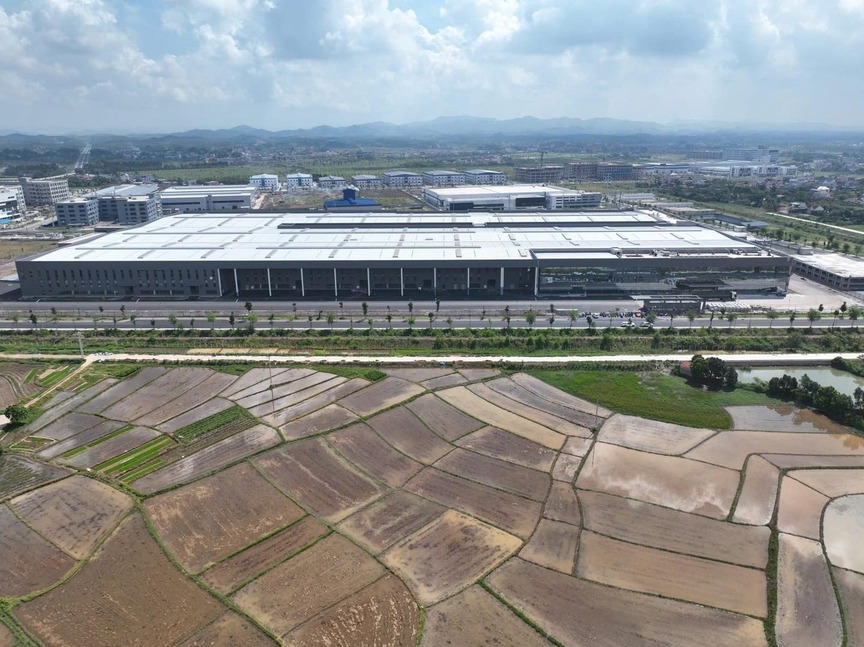 Khánh thành nhà máy của Tập đoàn sản xuất xe điện số 1 thế giới tại thủ phủ công nghiệp mới của Việt Nam- Ảnh 2. Khánh thành nhà máy của Tập đoàn sản xuất xe điện số 1 thế giới tại thủ phủ công nghiệp mới của Việt Nam- Ảnh 2.