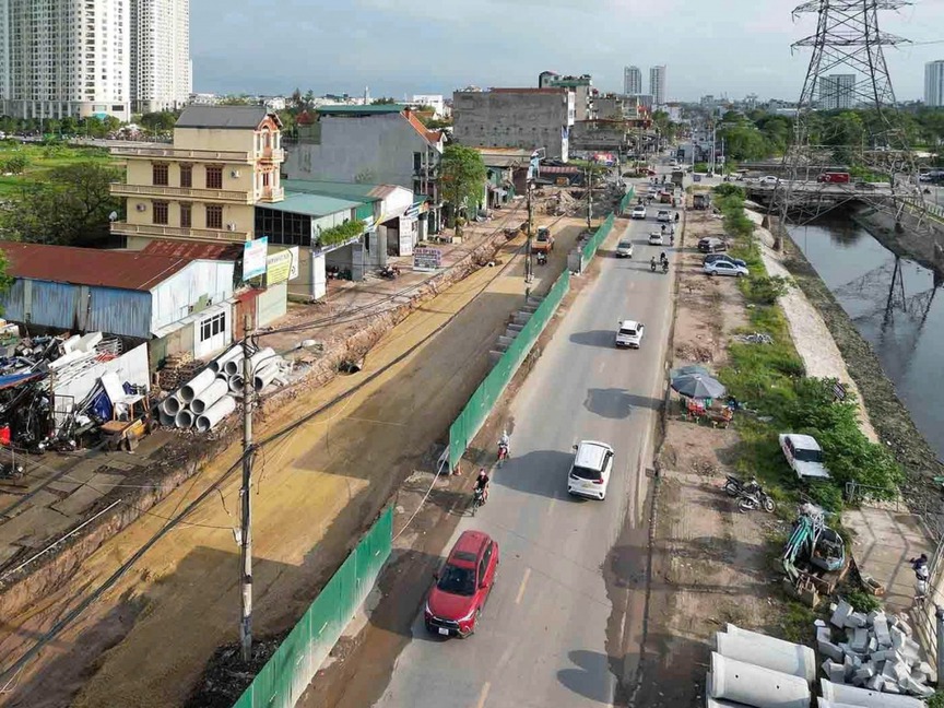 Hà Nội chính thức công khai thu hồi đất hơn 100 hộ dân thực hiện dự án đường 3,5km kéo dài 10 năm - Ảnh 2. Hà Nội chính thức công khai thu hồi đất hơn 100 hộ dân thực hiện dự án đường 3,5km kéo dài 10 năm - Ảnh 2.