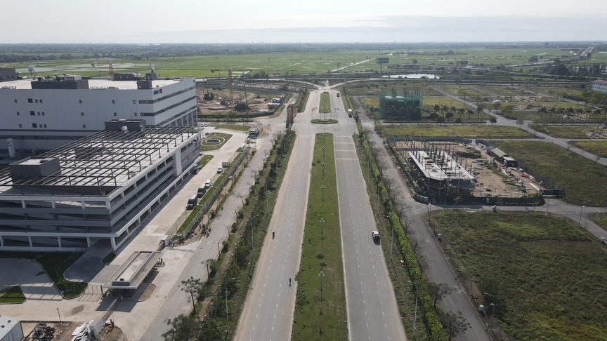 Cận cảnh khu công nghiệp Hanssip dở dang sau hơn một thập kỷ thành lập tại Nam Hà Nội- Ảnh 2. Cận cảnh khu công nghiệp Hanssip dở dang sau hơn một thập kỷ thành lập tại Nam Hà Nội- Ảnh 2.