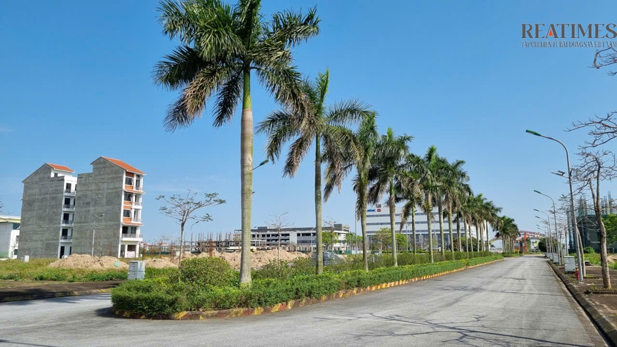 Cận cảnh khu công nghiệp Hanssip dở dang sau hơn một thập kỷ thành lập tại Nam Hà Nội- Ảnh 5. Cận cảnh khu công nghiệp Hanssip dở dang sau hơn một thập kỷ thành lập tại Nam Hà Nội- Ảnh 5.