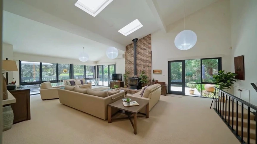 Biệt thự view 3 mặt tiền hơn 1.000m2 giữa thiên nhiên nước Úc của quán quân Olympia: Phong cách hiện đại, gần gũi thiên nhiên- Ảnh 5.