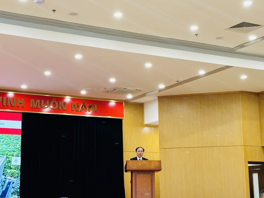 Thứ trưởng Bộ Xây dựng: Việt Nam đã triển khai khoảng 70% mục tiêu, sẽ có 'luồng xanh' cho phát triển NOXH- Ảnh 2.