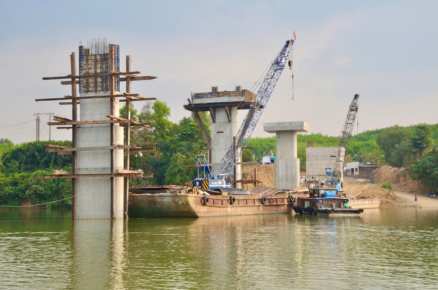 Chỉ 1 tháng nữa, hợp long cầu dài 250m thuộc nhà máy thủy điện lớn nhất miền Nam- Ảnh 2.
