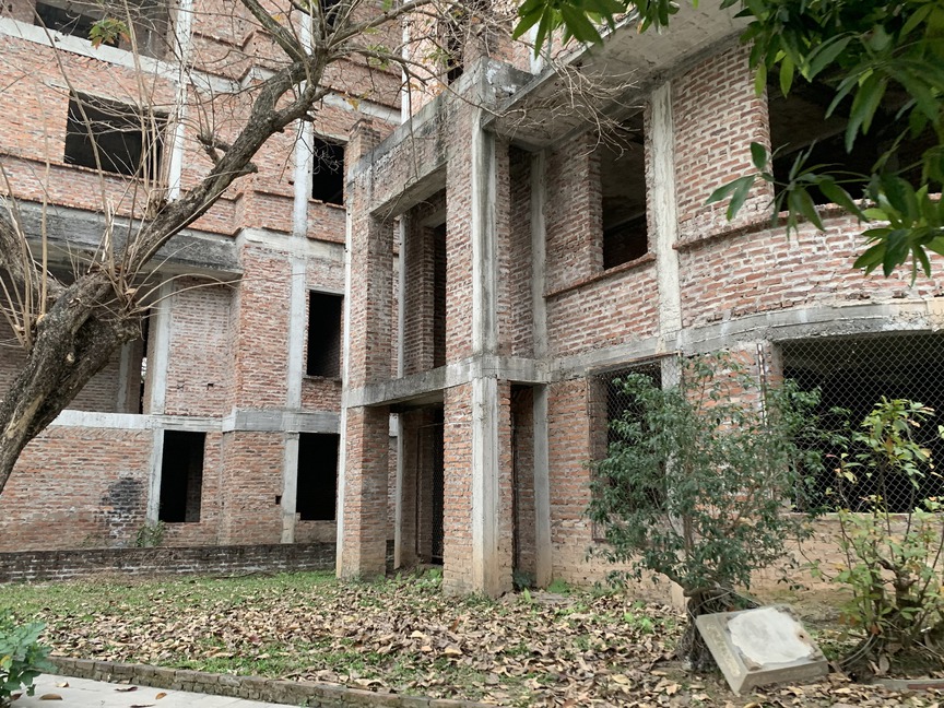 Phía Tây Hà Nội: Giữa "cơn khát" nhà ở, nhiều khu đô thị vẫn vắng bóng cư dân- Ảnh 2.