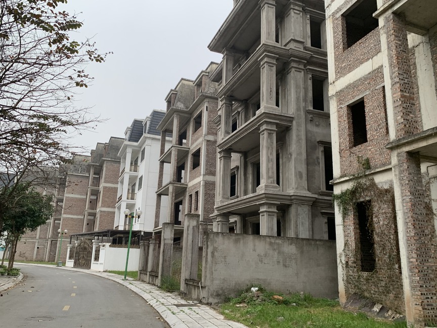 Phía Tây Hà Nội: Giữa "cơn khát" nhà ở, nhiều khu đô thị vẫn vắng bóng cư dân- Ảnh 3.