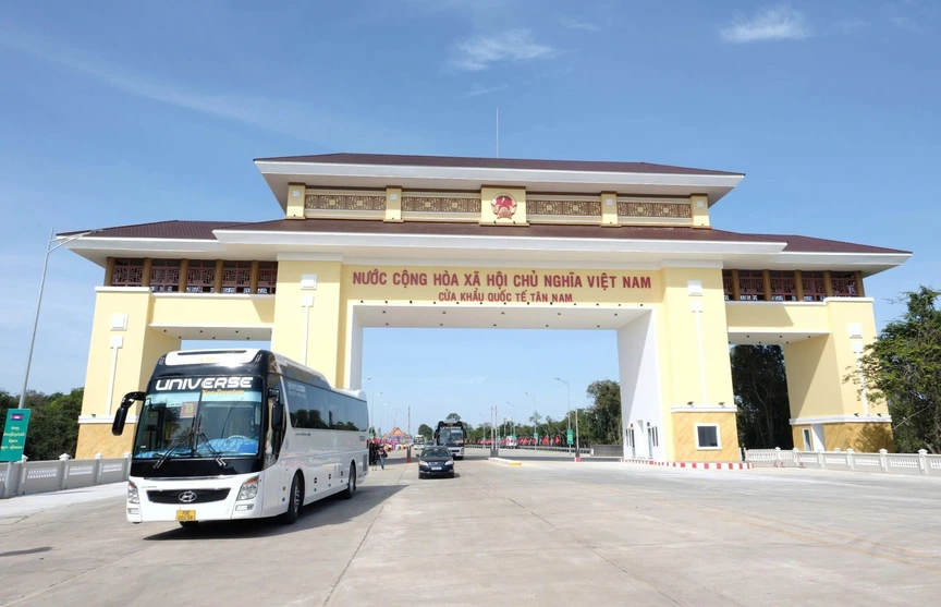 Cửa khẩu quốc tế Tân Nam. Nguồn ảnh: VnExpress