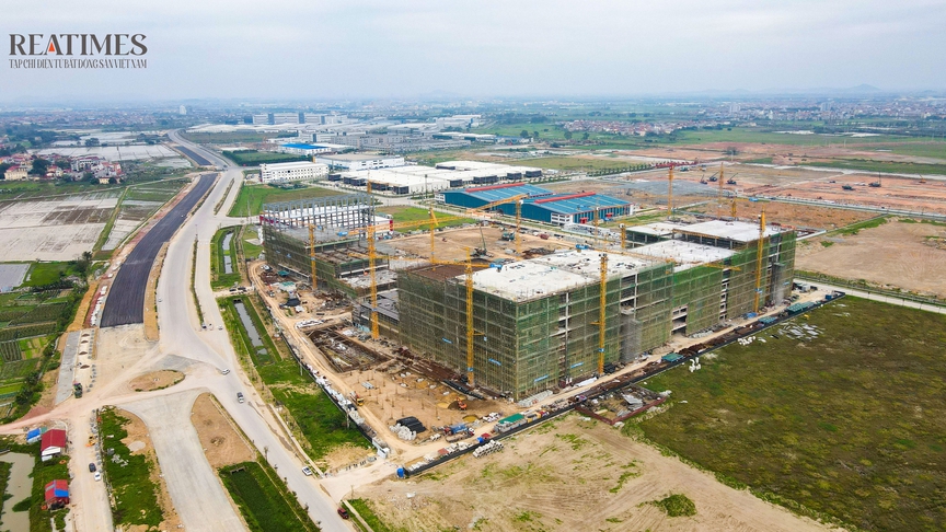 Cận cảnh cầu vượt cao tốc thuộc dự án gần 1.500 tỷ đồng kết nối các khu công nghiệp tỉnh Bắc Ninh- Ảnh 5.