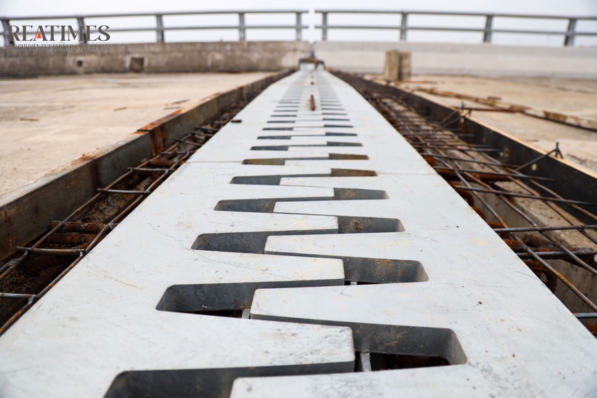 Cận cảnh cầu vượt cao tốc thuộc dự án gần 1.500 tỷ đồng kết nối các khu công nghiệp tỉnh Bắc Ninh- Ảnh 12.