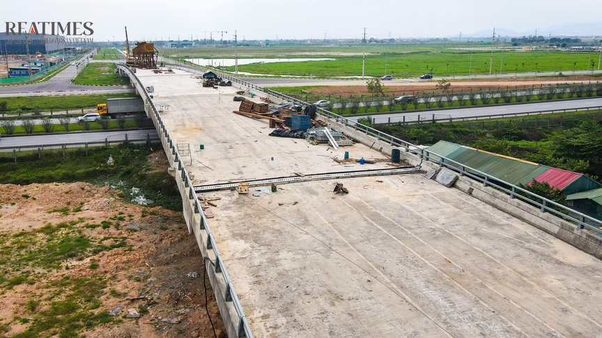 Cận cảnh cầu vượt cao tốc thuộc dự án gần 1.500 tỷ đồng kết nối các khu công nghiệp tỉnh Bắc Ninh- Ảnh 13.