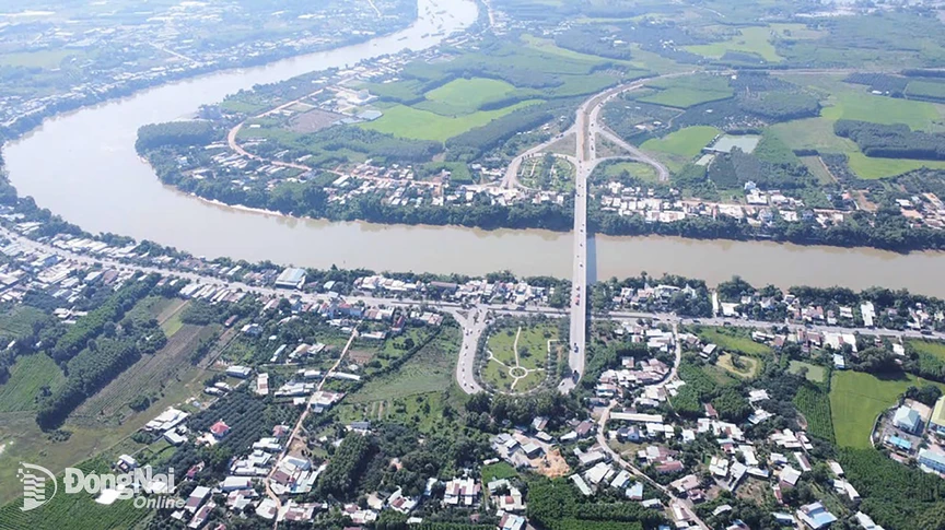 Tuyến Vành đai 4 TP. HCM đoạn đi qua tỉnh Đồng Nai. Nguồn ảnh: Báo Đồng Nai Tuyến Vành đai 4 TP. HCM đoạn đi qua tỉnh Đồng Nai. Nguồn ảnh: Báo Đồng Nai