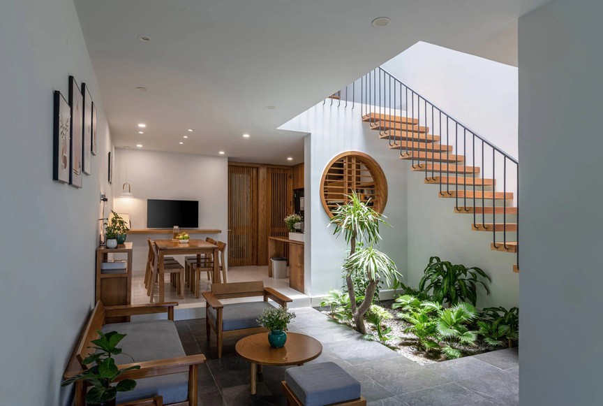 Tận hưởng không gian sống xanh trong ngôi nhà 3 tầng với thiết kế đặc - rỗng đan xen độc đáo- Ảnh 4.