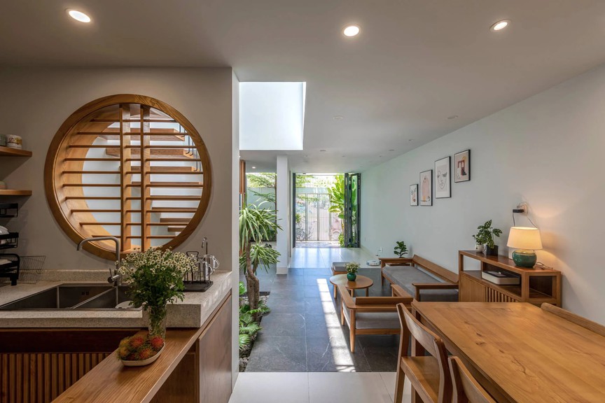 Tận hưởng không gian sống xanh trong ngôi nhà 3 tầng với thiết kế đặc - rỗng đan xen độc đáo- Ảnh 3.