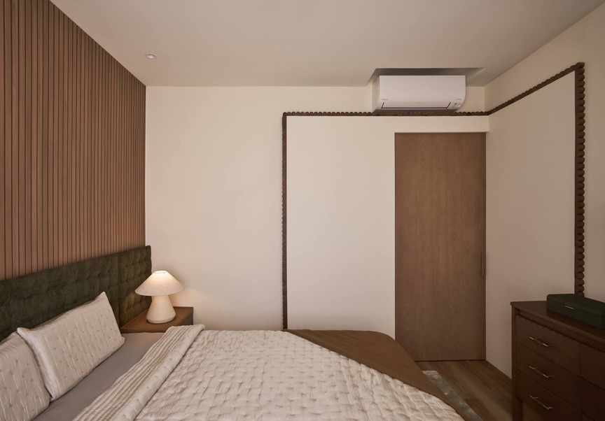 Cải tạo căn hộ bằng vài thay đổi nhỏ trong layout, cặp đôi trẻ tạo nên một không gian sống vừa lạ vừa ấm cúng- Ảnh 11. Cải tạo căn hộ bằng vài thay đổi nhỏ trong layout, cặp đôi trẻ tạo nên một không gian sống vừa lạ vừa ấm cúng- Ảnh 11.