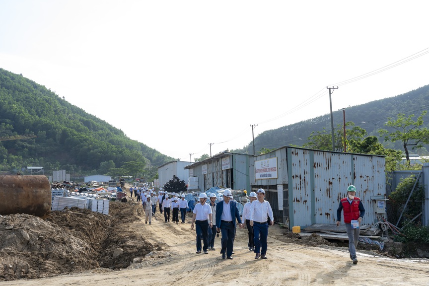 Agribank đồng hành cùng Tập đoàn Amaccao triển khai dự án điện rác 3.000 tỷ đồng tại Đà Nẵng: Khẳng định vai trò tiên phong trong tín dụng xanh- Ảnh 5.