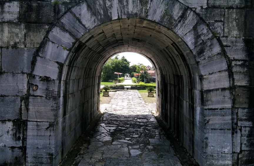 Tòa thành đá 600 năm tuổi của Việt Nam: Chỉ mất 3 tháng xây dựng, công trình ‘độc nhất vô nhị’ tại Đông Nam Á, được UNESCO công nhận là Di sản văn hóa thế giới- Ảnh 3.