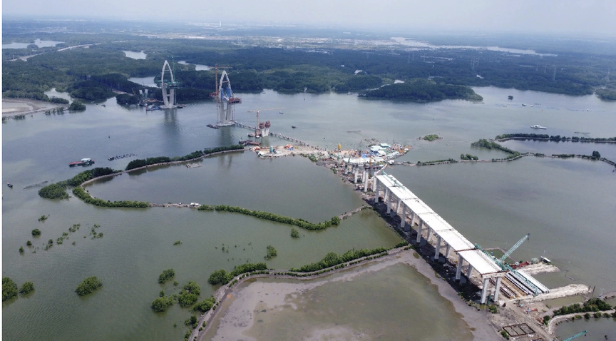 Cầu vượt nhịp sông lớn nhất châu Á, kết nối 2 tỉnh thành giàu nhất Việt Nam: Đã được gỡ khó, sẽ hoàn thành vào năm sau- Ảnh 1.