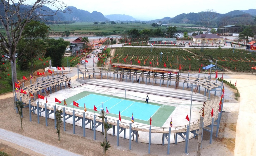 Việt Nam có một sân vận động làm từ 700 cây tre với sức chứa 1.500 chỗ ngồi- Ảnh 1. Việt Nam có một sân vận động làm từ 700 cây tre với sức chứa 1.500 chỗ ngồi- Ảnh 1.
