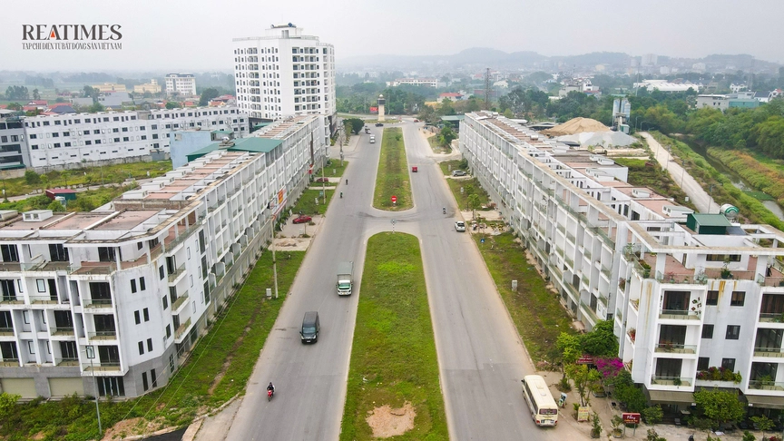Phú Thọ: Đất trống la liệt, shophouse tiền tỷ vắng bóng người ở khu đô thị Nam Phúc Yên- Ảnh 3.