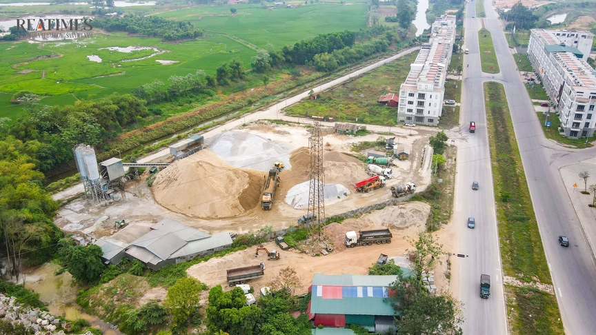 Phú Thọ: Đất trống la liệt, shophouse tiền tỷ vắng bóng người ở khu đô thị Nam Phúc Yên- Ảnh 11.