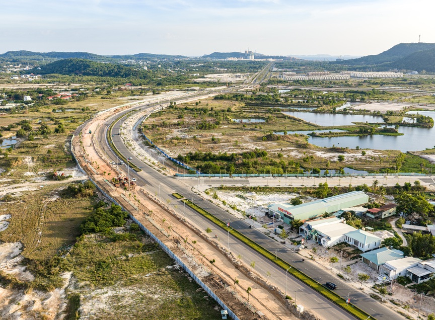 Sân bay, cảng tàu, cao tốc: Sun Group đang tạo nên những “kỳ tích” nào cho hạ tầng giao thông Việt Nam?- Ảnh 3. Sân bay, cảng tàu, cao tốc: Sun Group đang tạo nên những “kỳ tích” nào cho hạ tầng giao thông Việt Nam?- Ảnh 3.