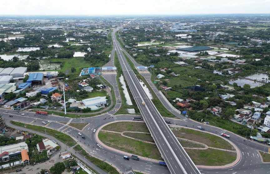 Hạ tầng dẫn dắt, đô thị đa trung tâm định hình lại thị trường bất động sản- Ảnh 2.