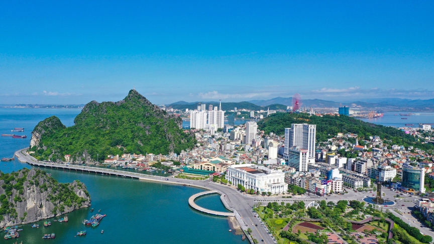 Tỉnh sở hữu đường bờ biển dài thứ 3 cả nước nỗ lực 'cất cánh' lên thành phố trước năm 2030- Ảnh 1.