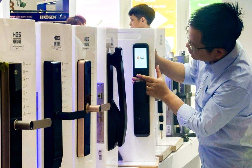 Toàn cảnh triển lãm Vietbuild Hà Nội 2026 quy tụ 2.500 gian hàng ngành xây dựng- Ảnh 6. Toàn cảnh triển lãm Vietbuild Hà Nội 2026 quy tụ 2.500 gian hàng ngành xây dựng- Ảnh 6.