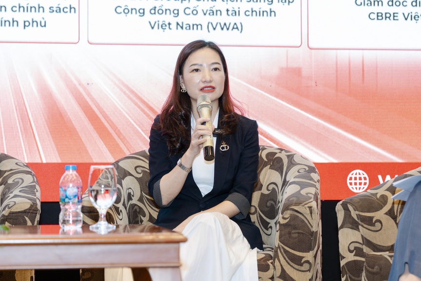 Thị trường bất động sản TP. HCM: Giá căn hộ đang mở ra cơ hội hiếm có cho người mua- Ảnh 4.