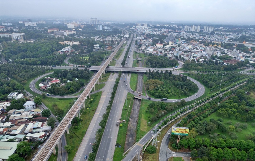 Xa lộ 65 năm tuổi dự kiến sẽ xây thêm 5 nút giao 3.500 tỷ, giải cứu kẹt xe phía Đông TP. HCM- Ảnh 2.