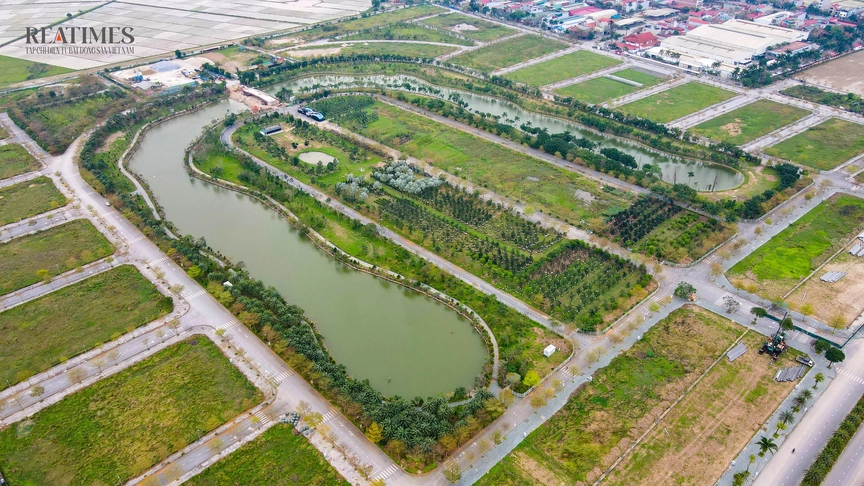 Bắc Ninh: Cận cảnh Khu đô thị Từ Sơn Garden City, nơi shophouse có giá 14 tỷ đồng nhưng vắng người ở- Ảnh 4.