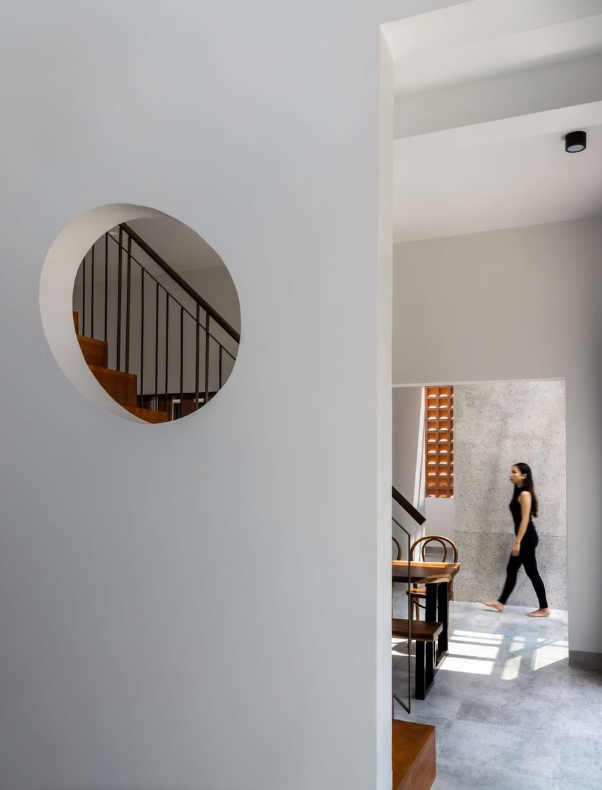 Biến mảnh đất nuôi gà thành tổ ấm hiện đại: Lâm House và triết lý sống tối giản đầy cảm hứng- Ảnh 6.