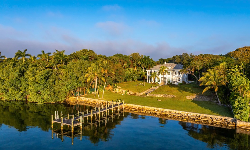 Sức nóng bất động sản Miami: Giới siêu giàu California sẵn sàng chi hơn 100 triệu USD sở hữu biệt thự- Ảnh 4. Sức nóng bất động sản Miami: Giới siêu giàu California sẵn sàng chi hơn 100 triệu USD sở hữu biệt thự- Ảnh 4.