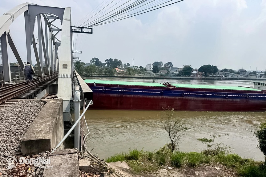 Vị trí va chạm tại cầu Ghềnh. Nguồn ảnh: Báo Đồng Nai