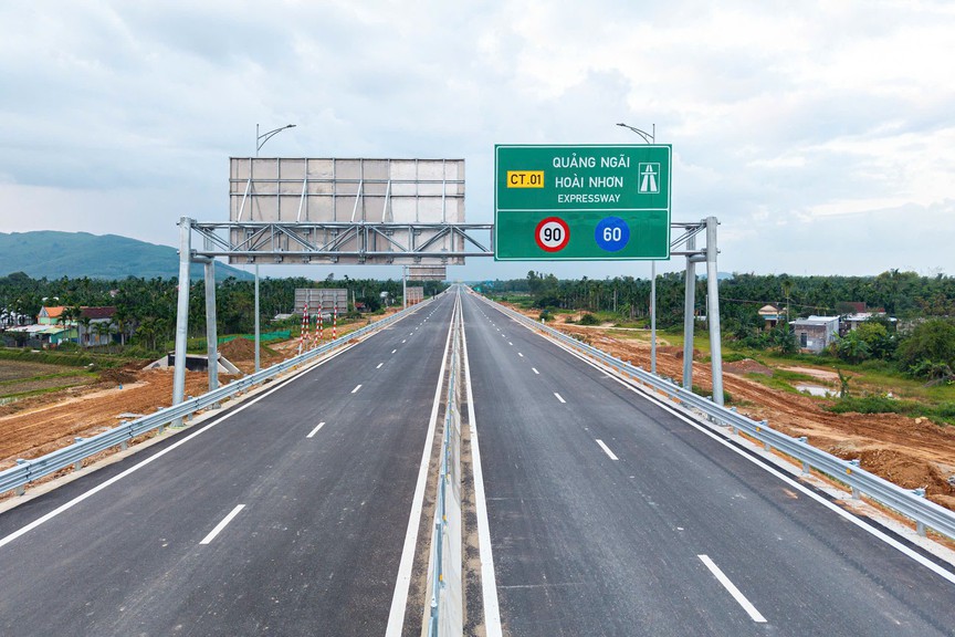 Toàn tuyến cao tốc Bắc - Nam sẽ được khai thác trước dịp lễ 30/4-1/5. Nguồn ảnh: Báo Chính phủ