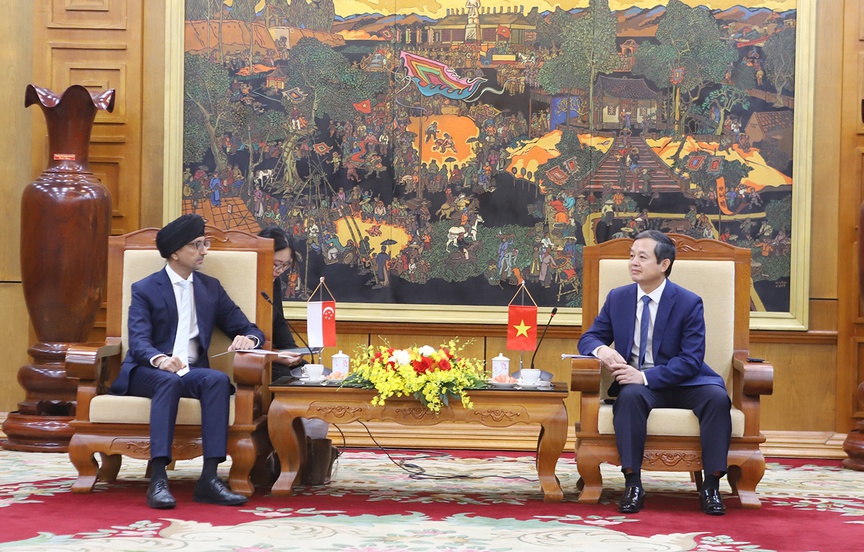 Hình ảnh tại buổi làm việc. Nguồn ảnh: UBND tỉnh Bắc Ninh Hình ảnh tại buổi làm việc. Nguồn ảnh: UBND tỉnh Bắc Ninh