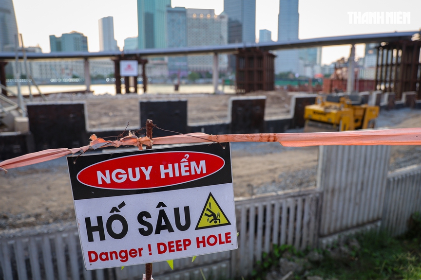 Cầu đi bộ nghìn tỷ với kết cấu vòm thép lần đầu được áp dụng tại Việt Nam đạt dấu mốc quan trọng- Ảnh 3.