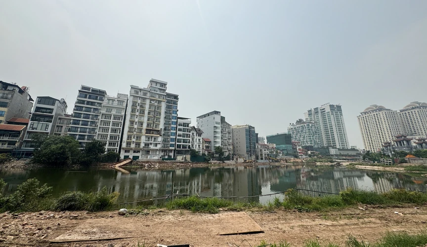 Hà Nội: Vướng giải phóng mặt bằng, cải tạo hồ Tứ Liên chậm tiến độ sau gần 4 năm thi công- Ảnh 1.