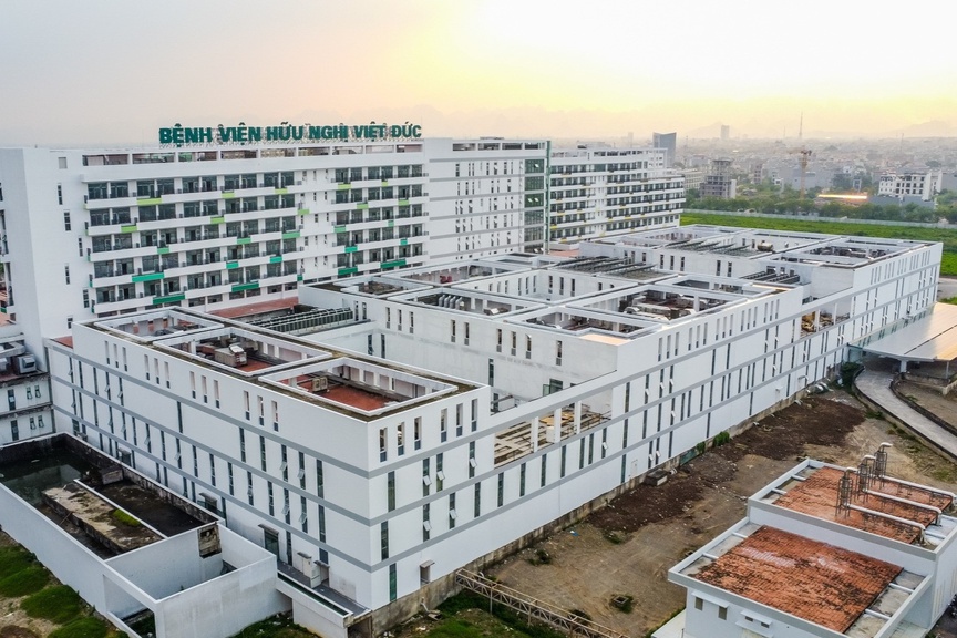 Thủ tướng Lê Minh Hưng chỉ đạo nóng về 2 bệnh viện hạng đặc biệt của Việt Nam- Ảnh 2.