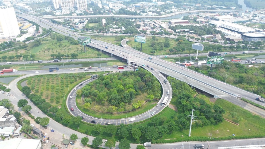 Thành phố giàu nhất Việt Nam sắp làm tuyến đường 16.000 tỷ, giải cứu kẹt xe cửa ngõ phía Tây- Ảnh 1.