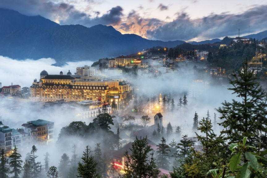 Điểm đến có tên gọi được giữ nguyên sau sáp nhập bất ngờ lọt top thị trấn nhỏ đẹp nhất trên thế giới- Ảnh 1.