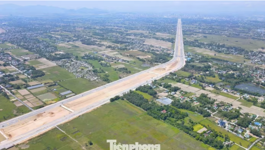 Bắt đầu triển khai xây dựng trung tâm hành chính gần 6.000 tỷ trải dài 2 xã phường tại tỉnh được mệnh danh là ‘Việt Nam thu nhỏ’- Ảnh 2. Bắt đầu triển khai xây dựng trung tâm hành chính gần 6.000 tỷ trải dài 2 xã phường tại tỉnh được mệnh danh là ‘Việt Nam thu nhỏ’- Ảnh 2.