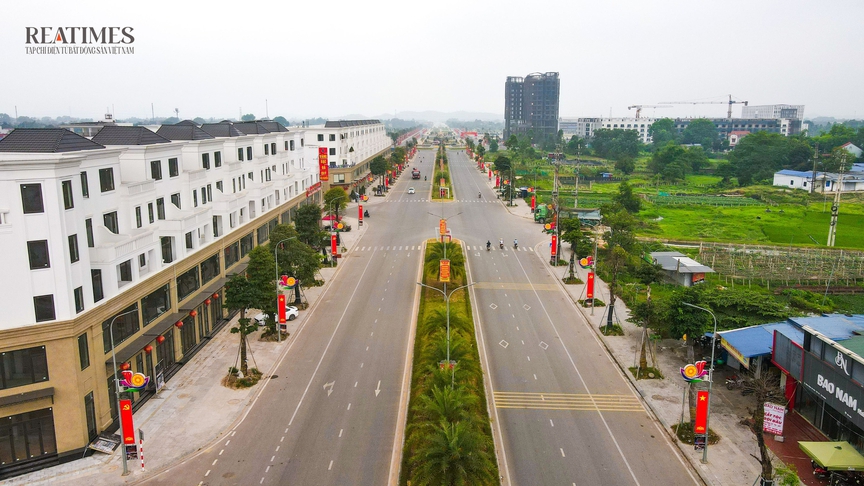 Thái Nguyên: "Ăn ké" nhiều tiện ích bên ngoài, shophouse Square City vẫn vắng người ở- Ảnh 6.