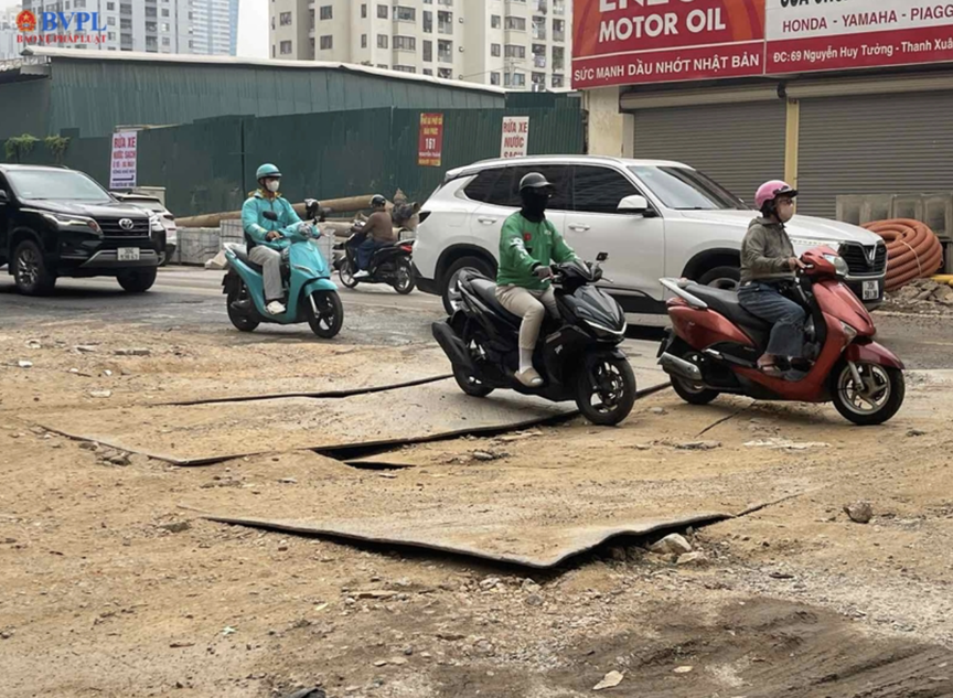 Sau 8 năm triển khai, tuyến đường tắc nghẽn bậc nhất Hà Nội vẫn chưa hoàn thành mở rộng- Ảnh 3.