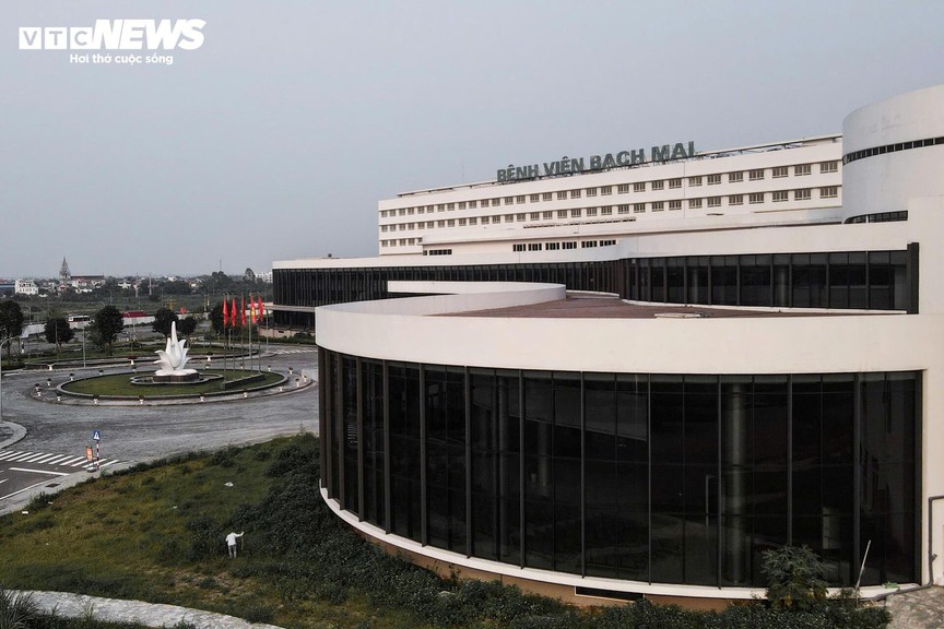 2 bệnh viện hạng đặc biệt của Việt Nam vẫn chờ được 'gỡ khó' sau 5 năm tái khởi động và 4 tháng khánh thành- Ảnh 1.