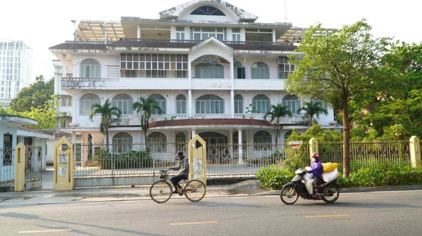 TP. Huế sắp đưa loạt lô 'đất vàng' bỏ hoang ra đấu giá, mở đường cho tổ hợp khách sạn gần 800 tỷ- Ảnh 2.