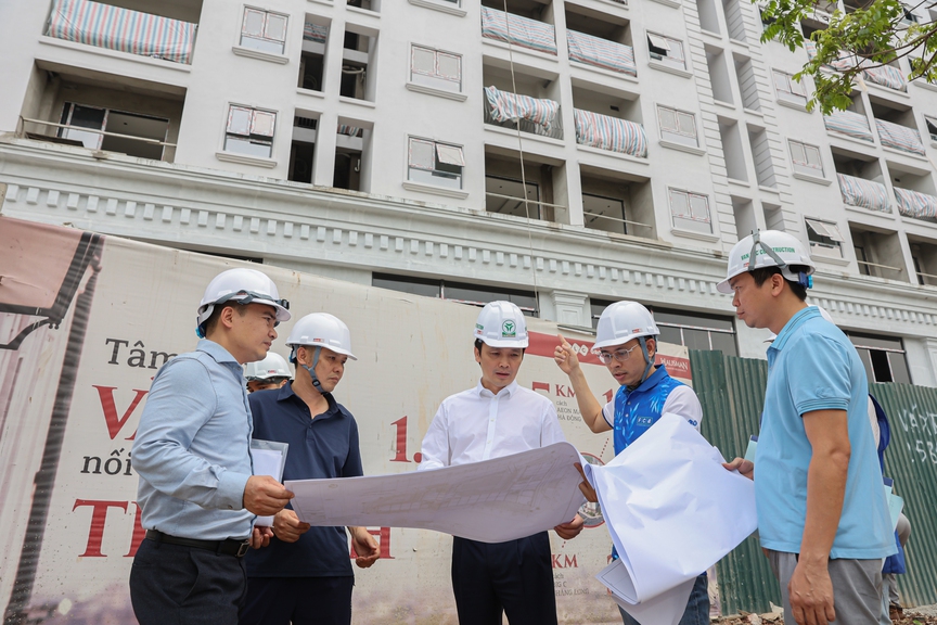 Trực tiếp thị sát công trường, ông Trịnh Văn Quyết yêu cầu dự án 'đất vàng' Hà Nội bàn giao đúng cam kết- Ảnh 1.